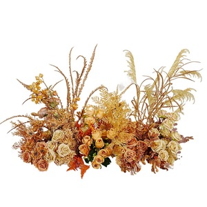 Set di Quattro Composizioni Floreali Color Caffè, Decorazioni con Fiori Artificiali, Effetto Tattile e Idratante, Popolare per Matrimoni e Camere Nuziali - Product Image 5