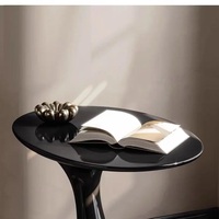 Table d'appoint élégante et rétro de luxe pour salon avec col de cygne Petites tables basses d'angle pour hôtel