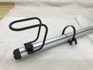 Support universel de porte-<span class=keywords><strong>vélo</strong></span> de toit de voiture <span class=keywords><strong>suspendu</strong></span> en aluminium simple - Product Image 3