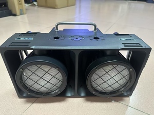 Ánh sáng khán giả Chống nước ngoài trời 2 mắt màu kép 1800K + 5600K đầy đủ màu sắc hiệu suất trường đua 5 trong 1 - Product Image 6