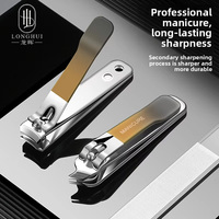 Longhui Kit de Manucure Professionnel 6-en-1 avec Coupe-Ongles, Cure-Oreilles, Ciseaux de Beauté et Pince à Ongles pour Pédicure et Soins des Pieds