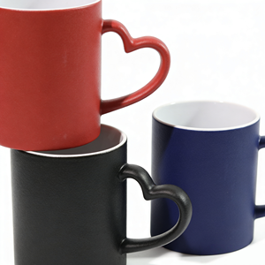 <span class=keywords><strong>Tasse</strong></span> en céramique 11 oz promotionnelle avec poignée cœur magique, sublimation, changement de couleur, impression par transfert thermique, surface mate - Product Image 6