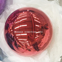 Boule de Noël rouge en acier inoxydable de 12 pouces, sur mesure, faite à la main, résistante à la rouille, imprimée UV pour la décoration de la maison, décoration de l'arbre de Noël