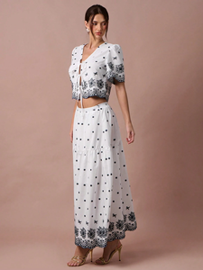 ชุดเซ็ตผ้าฝ้ายเนื้อดีคุณภาพสูงสำหรับผู้หญิง สวมใส่ในงานปาร์ตี้หรืองานเฉลิมฉลอง จากซัพพลายเออร์อินเดีย - Product Image 3