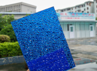 Feuille de polycarbonate gaufré au diamant de 3mm Panneau mural en plastique transparent en polycarbonate feuille de polycarbonate gaufré