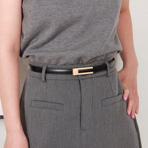 2025 nouvelles femmes pas cher maigre PU cuir <span class=keywords><strong>ceinture</strong></span> Simple <span class=keywords><strong>noir</strong></span> taille <span class=keywords><strong>ceinture</strong></span> pour robes jean pantalon avec boucle en alliage d'<span class=keywords><strong>or</strong></span> - Product Image 2