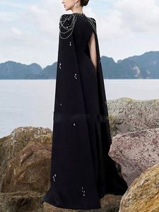 Vestido <span class=keywords><strong>de</strong></span> <span class=keywords><strong>Noche</strong></span> Elegante <span class=keywords><strong>de</strong></span> Crepé Negro <span class=keywords><strong>de</strong></span> Manga Larga con Capa Bordada a Mano, Largo hasta el Suelo, <span class=keywords><strong>de</strong></span> Alta Calidad, el Más Vendido <span class=keywords><strong>de</strong></span> 2026 - Product Image 2
