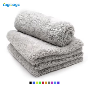 Lot de 3 serviettes microfibres sans bordure 550 GSM pour <span class=keywords><strong>lavage</strong></span> <span class=keywords><strong>auto</strong></span>, 40*40, super absorbantes, douces, en polaire corail, pour le detailing et le polissage, serviettes de séchage pour voiture - Product Image 1