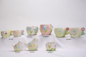 Œufs de Pâques <span class=keywords><strong>en</strong></span> céramique faits à la main, décorés de motifs floraux, personnalisés et pour une utilisation <span class=keywords><strong>en</strong></span> intérieur - Product Image 2
