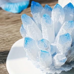 Pierre de quartz de guérison 200-300g, décoration Feng Shui, souvenir, grappe de cristaux bleus fantômes pour la décoration - Product Image 3