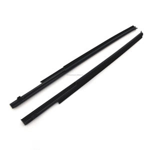 Moldura Exterior Negra para Puerta de Toyota Vios 2003-2007 68230/68180/68210/68160-0D040 - Product Image 2