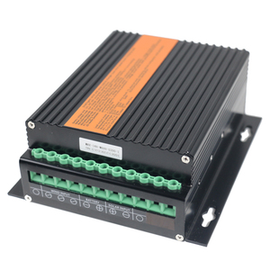 Controlador de Carga Híbrido Eólico Solar de 1400W, Controlador MPPT de 30A con Pantalla LCD para Sistemas Eólicos y Solares - Product Image 1
