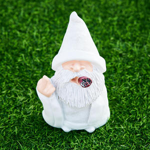 Decoración para Jardín, Divertida Escultura de Gnomo Fumador, Adornos de Jardín, Estatua de Gnomo Mago Burlón, Manualidades, Gnomos Traviesos para Jardín - Product Image 4
