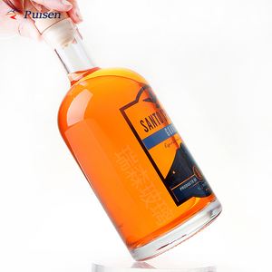 <span class=keywords><strong>Bouteilles</strong></span> en verre <span class=keywords><strong>vides</strong></span> personnalisées avec logo 500ml 750ml pour spiritueux (vodka, whisky, gin, rhum, brandy), bouteille à liqueur Super Flint avec bouchon en liège - Product Image 5