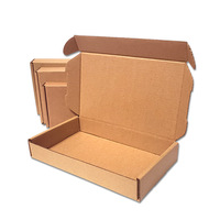 Dossiers en papier kraft ondulé recyclables personnalisés, pelliculage mat, fermeture magnétique, gaufrage, emballage pour vêtements et t-shirts, vente en gros