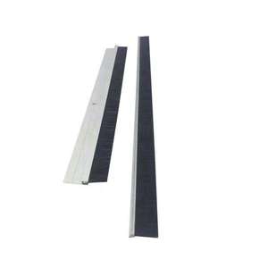Fabriek Aangepaste Standaard Varkenshaar Lengte Stofdicht Aluminium Deur <span class=keywords><strong>Nylon</strong></span> Borstel <span class=keywords><strong>Strip</strong></span> - Product Image 5