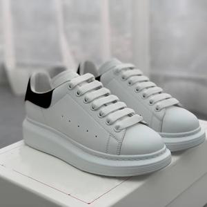 Scarpe Sportive di Lusso Personalizzate OEM ODM di Alta Qualità, Comode e alla Moda, <span class=keywords><strong>Sneakers</strong></span> in <span class=keywords><strong>Vera</strong></span> <span class=keywords><strong>Pelle</strong></span> Monocolore per Donne - Product Image 1