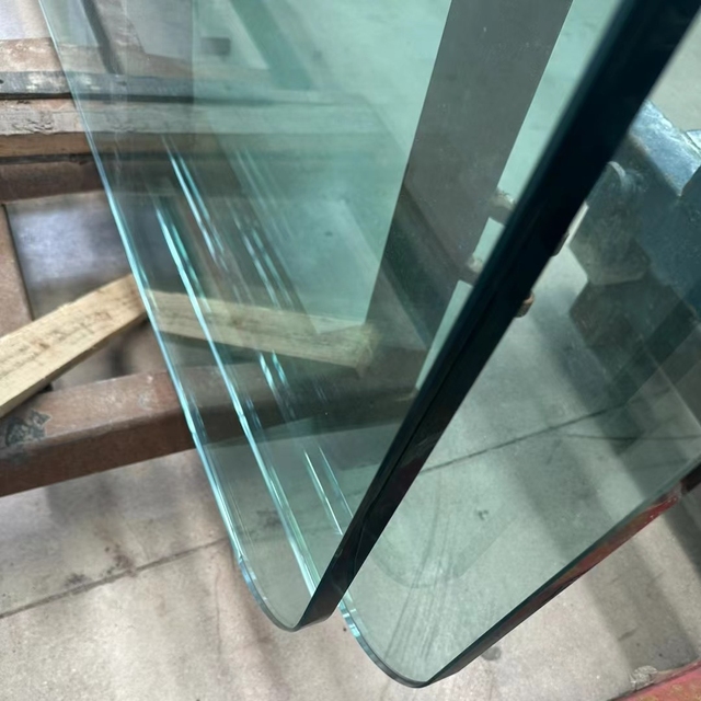 19mm 22mm 25mm Clear Transparent Tempered Safety Glass for Furniture and Building