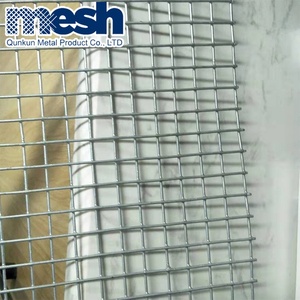 Pannelli di recinzione in rete metallica saldata zincata 2x2 con fori quadrati, realizzati in filo di ferro - Product Image 2