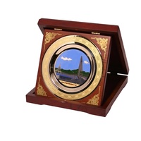 Trophée Souvenir Populaire 2025 Plaque Métallique Personnalisée avec Emballage en Bois Médaille