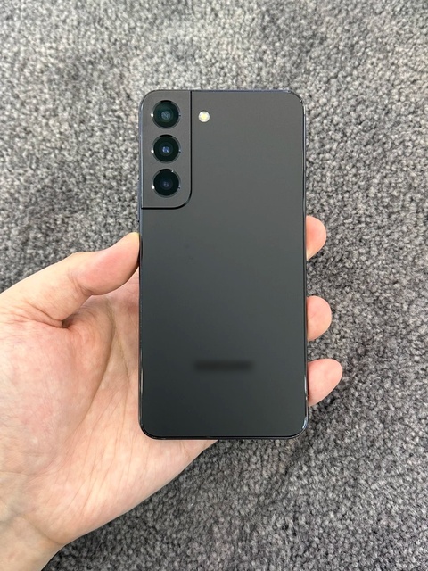Sam S22 5G Smartphone 6.1 Inch 167g Lightweight Snapdragon 8 Gen 1 8GB 256GB Fast Charging and Wireless Global ROM