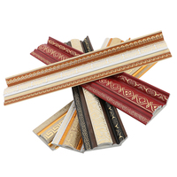 Ligne de production de panneaux muraux en PVC marbré, moulures de plafond en PS multicolores, moulures d'angle pour la décoration intérieure