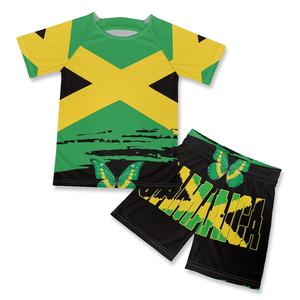 Camiseta y pantalones deportivos para niños con estampado de bandera de Jamaica personalizada, uniforme de fútbol personalizado para niños de 2 piezas - Product Image 1