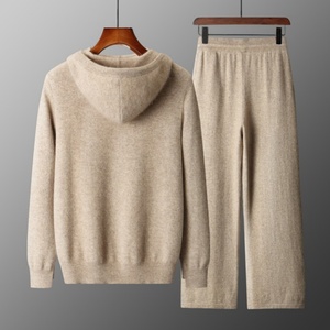 Ensemble tricoté personnalisé avec logo OEM pour <span class=keywords><strong>homme</strong></span> : sweat à capuche et pantalon de survêtement en 100 % <span class=keywords><strong>laine</strong></span> mérinos, <span class=keywords><strong>cardigan</strong></span> zippé décontracté, tenue de sport - Product Image 3