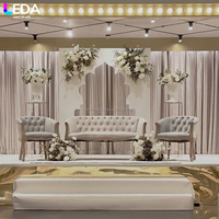 Support de fond métallique carré blanc pointu LEDA pour décoration de scène, idéal pour événements de mariage personnalisés