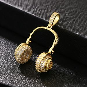 VANFI Vente en gros Pendentif casque <span class=keywords><strong>circumaural</strong></span> en zircon glacé bijoux hip hop personnalisés plaqué or - Product Image 4