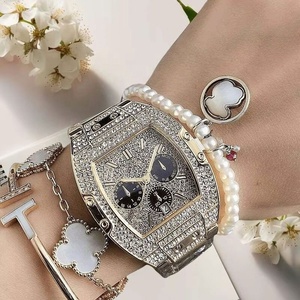 <span class=keywords><strong>Montre</strong></span> pour <span class=keywords><strong>femme</strong></span> en or sertie de diamants, multifonction, affichage de la date et du jour, <span class=keywords><strong>montre</strong></span>-bracelet à quartz, bracelet luxueux serti de diamants, <span class=keywords><strong>montre</strong></span> pour <span class=keywords><strong>femme</strong></span> <span class=keywords><strong>pas</strong></span> chère - Product Image 5