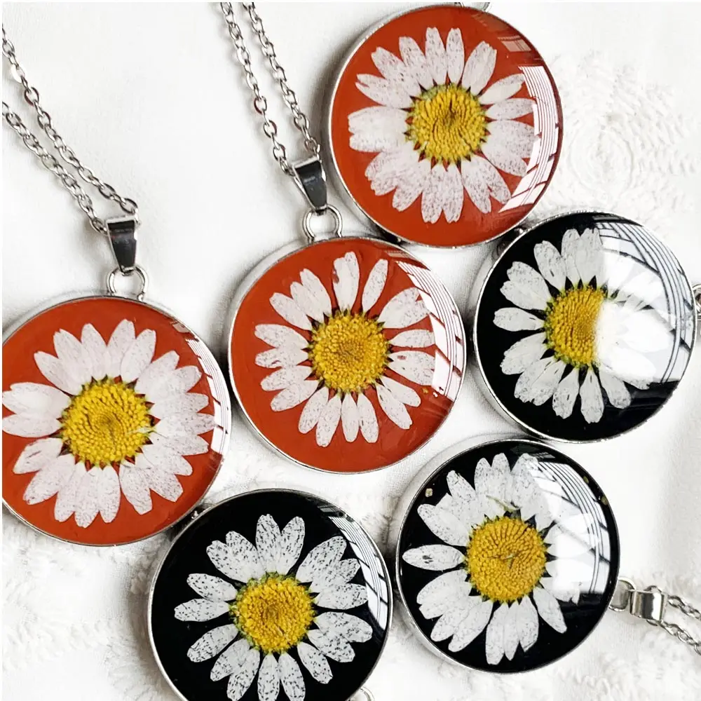 Fabrik Großhandel Damen-Halsband Edelstahl Rundhalsketten Harz Blume Daisy getrocknete Schmuckkette