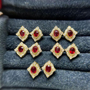 Orecchini vintage in stile palazzo con pietre rosse per donna, eleganti gioielli scintillanti per le orecchie, regalo per occasioni speciali - Product Image 3