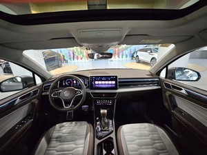 Volkswagen <span class=keywords><strong>Tiguan</strong></span> L R-Line <span class=keywords><strong>2</strong></span>.0TSI 380TSI 4WD Edizione R-Line 7 Posti Automatica Usata del 2021 - Bestseller - Product Image 4