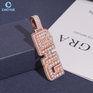 จี้ฮิปฮอปประดับเพชรแบบ Iced Out ตัวอักษรชุบทองคำสีกุหลาบ ประดับเพชร VVS มอยส์ซาไนต์ เงินแท้ 925 รับรองโดย GRA จี้หรูสำหรับผู้หญิง - Product Image 1