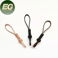 EA914 Vente en gros de mini-breloques de sac personnalisées, accessoires de luxe vintage, porte-clés pendentif en cuir de vachette fait main
