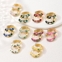 Anting-anting Huggie Enamel Bunga Lotus Boho Vintage JS08 Berlapis Emas Pola Daun Bunga Warna-warni Penjepit Telinga Sehari-hari