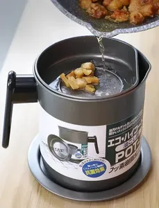 Fabrique pot de filtre à huile de cuisine en acier inoxydable japonais de 1,4 L et 1,7 L de stockage d'huile de cuisine