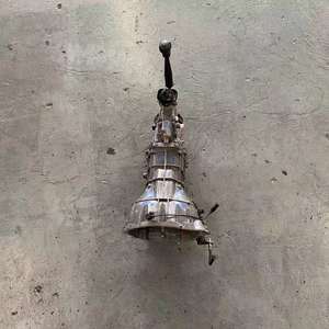 Für Isuzu 4x2 Getriebe 4JH1 4x2 Manuelles Getriebe Gebrauchtes Getriebe - Product Image 1