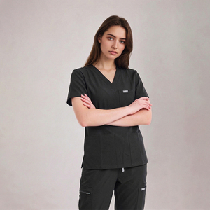 ชุดสครับแพทย์ขายส่ง ปักโลโก้ได้ตามต้องการ สีดำ คอวี กางเกงจ็อกเกอร์มีกระเป๋า ชุดสครับโรงพยาบาลทนทาน ผู้จัดจำหน่ายชุดยูนิฟอร์ม - Product Image 4