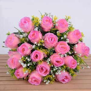 ช่อดอกกุหลาบผ้าไหมสีแดงราคาถูก ขายดีปี 2025 ดอกไม้ประดิษฐ์สำหรับตกแต่งบ้าน งานแต่งงาน งานรับปริญญา ของตกแต่งปีใหม่ - Product Image 5