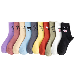 Stock Personnalisé <span class=keywords><strong>Visage</strong></span> Drôle Imprimé Long Crew Tube <span class=keywords><strong>Chaussettes</strong></span> pour Hommes Femmes Coton de Qualité pour la Saison d'Automne Commande Minimum 10 Paires - Product Image 1