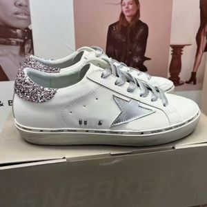 Chaussures en cuir véritable de luxe pour hommes et femmes, baskets de haute qualité pour l'extérieur, semelle intermédiaire en caoutchouc, fabriquées en Chine - Product Image 6