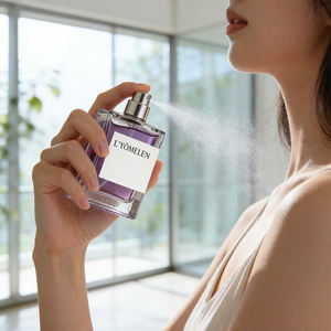 Colonia Corporal Cremosa y Dulce de Sándalo Orgánico al por Mayor, Aroma Floral Moderno, Lujoso, Duradero y Intenso, Eau de Parfum - Product Image 2