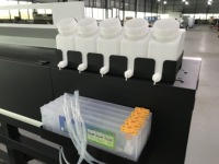 Service en ligne d'un an après-vente d'imprimante à jet d'encre de 3.2m avec double tête d'impression i1600