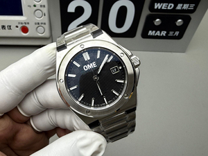 Montre de luxe pour homme en acier inoxydable avec cristal saphir, mouvement mécanique automatique, résistante à l'eau, affichage de la date lumineux, plongeur - Product Image 2