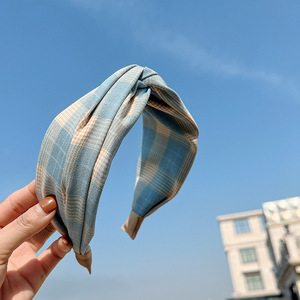 Wholesales Hair Ornaments Village Retro <strong>Tartan</strong> Grid Knotted Fabric <strong>Headband</strong> Flower Printed Head Loop Hair Band - Product Image 5