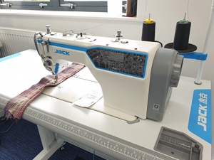 ใหม่เอี่ยมแจ็ค A4F Lockstitch จักรเย็บผ้าจากประเทศจีนที่มีดิจิตอล Bartacking และด้ายสั้นตัดแต่ง - Product Image 5