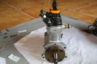 Pièces d'excavatrice Chargeur de WA900-3 C6 C7 C9 6D170E 12V140E Pompe d'injecteur de carburant pour moteur 6217-71-1111 476-8769 6245-71-1100 6156-71-1111