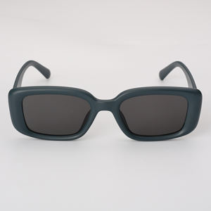 OEM Recién llegado Mujeres de plástico de color personalizado opcional Rectángulo 100% UV400 Protección Gafas de sol - Product Image 6